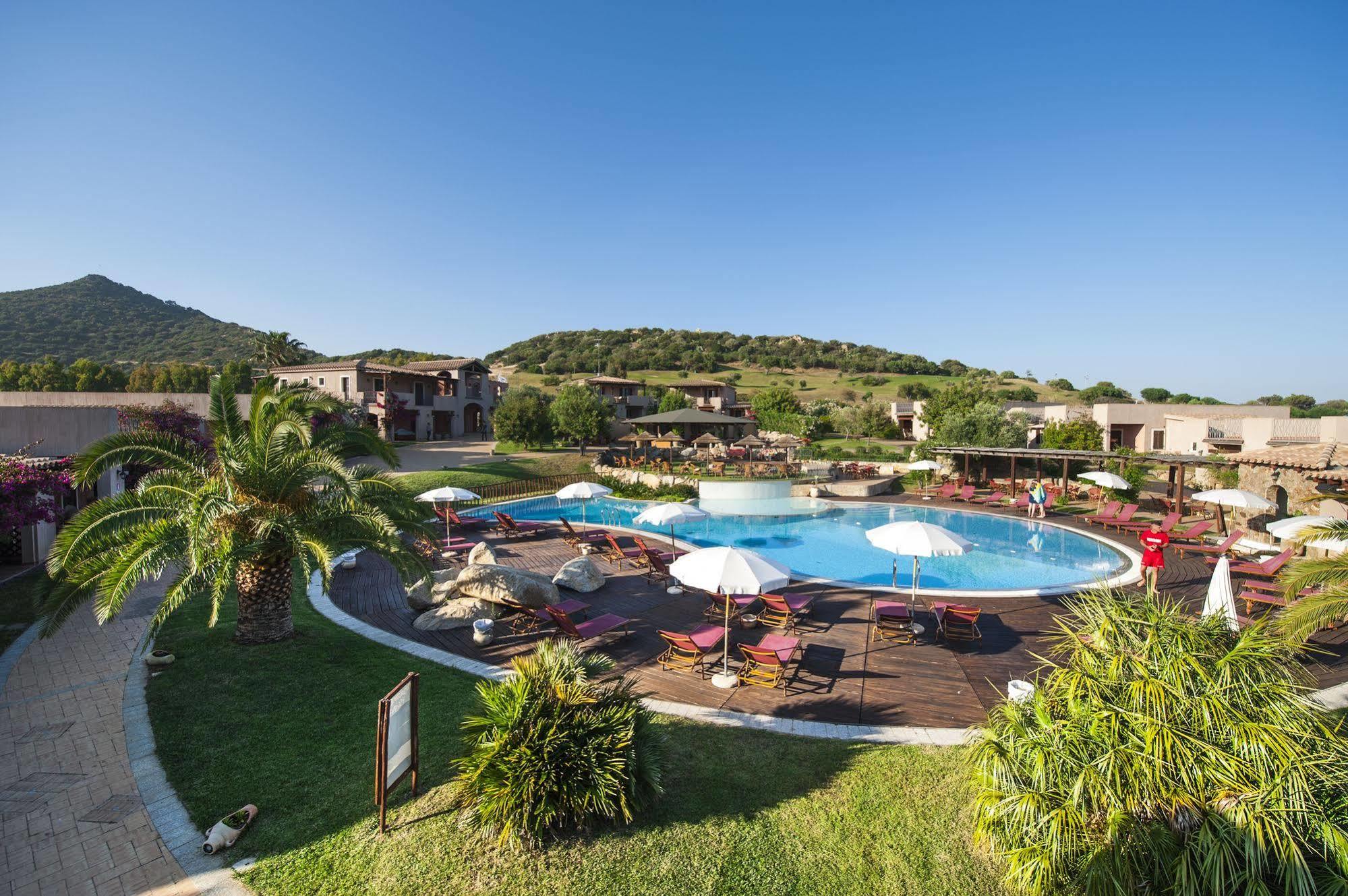 S'Incantu Resort Villasimius Esterno foto